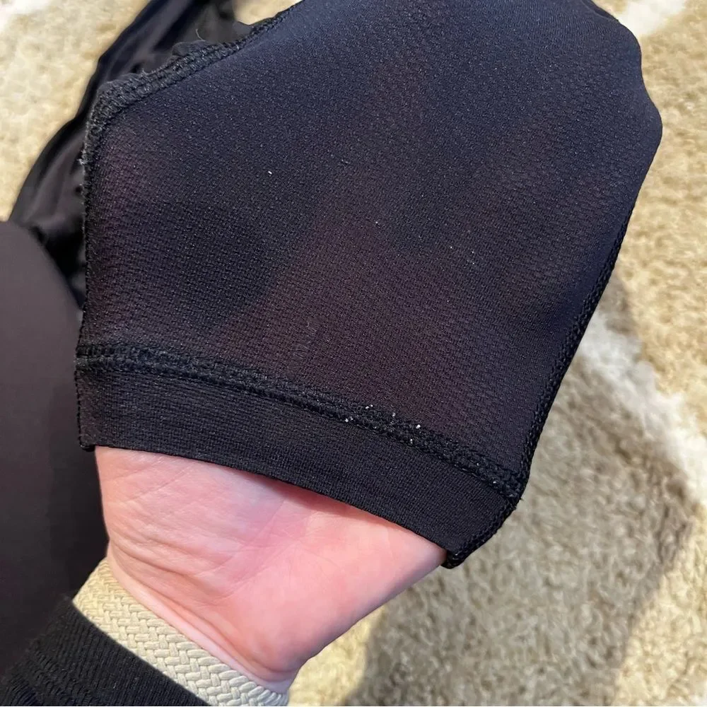 Lululemon Black 28